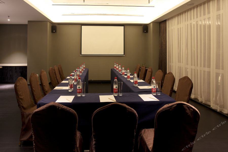 Holz Hotel Thẩm Dương Ngoại thất bức ảnh